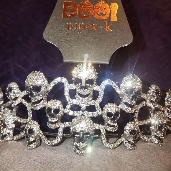 NWT Piper K Skeleton Tiara - Picture 2 of 4